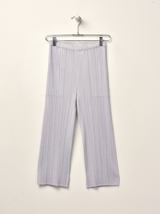 Issey Miyake Pants - Issey Miyake Pleated Wide-Leg Cropped Trousers in Light grey